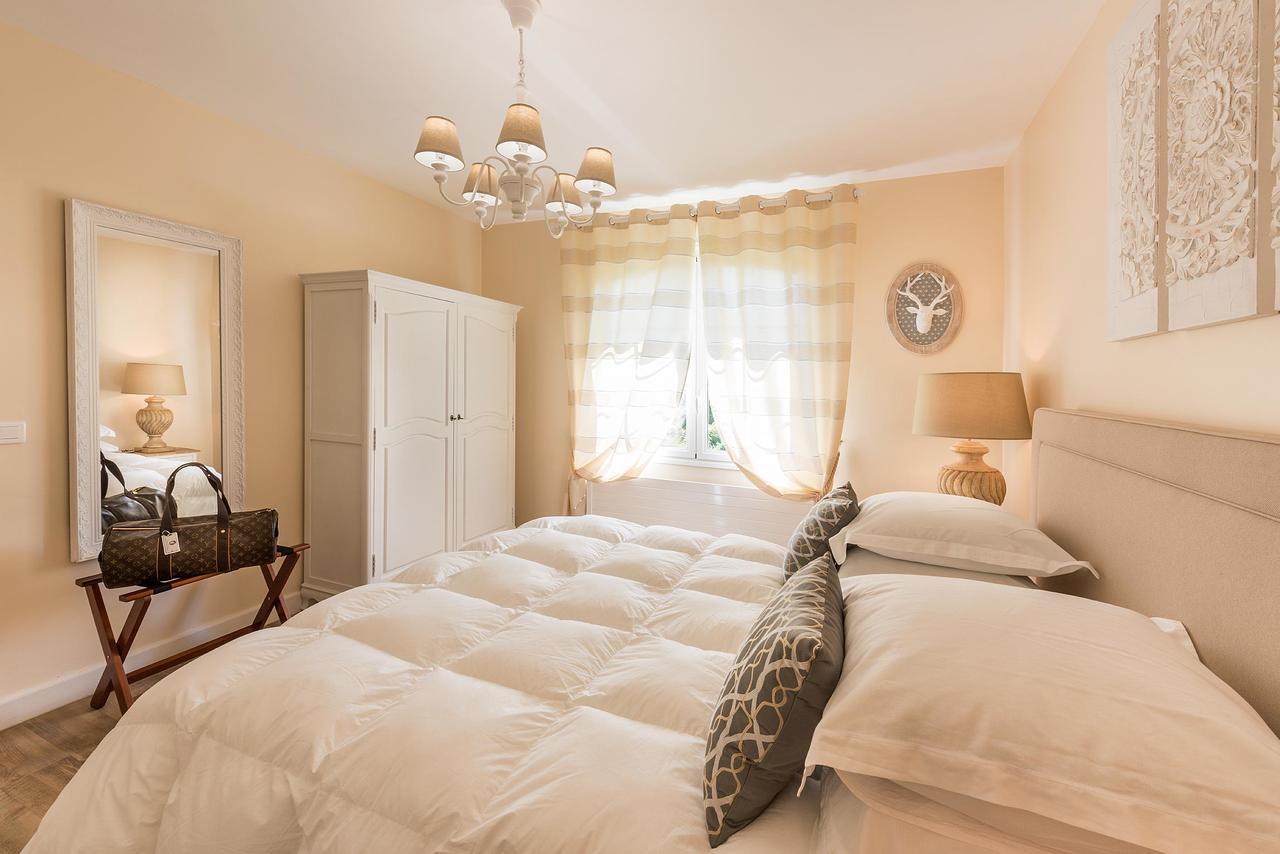 Domaine Du Bois Des Anges Bed and Breakfast Germigny-l'Eveque Buitenkant foto